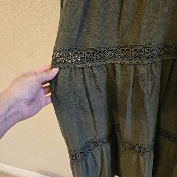 SCARLET DARKNESS Women's Forest Green Embroidered Renaissance Dress Small - Picture 3 of 15